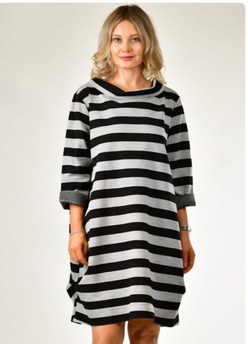 rochie-asimetrica-neagra-cu-insertii-florale-gri-si-croi-lejer-copie-119700 Rochie scurta casual in dungi gri-negru cu croi lejer si guler intors, din vascoza - imagine 1