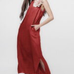 Rochie lunga A-line din in, fara maneci, rosiatic inchis