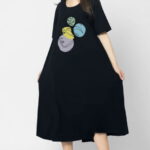 Rochie lunga A-line, bleumarin, cu imprimeu chip stilizat