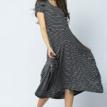 Rochie lunga in colturi, din tricot de bumbac, dungi bleumarin-alb