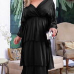Rochie lunga suprapusa din matase, cu trei volane mari si maneca lunga, neagra