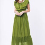 Rochie lunga, verde olive, din matase si vascoza, cu volan pe umeri