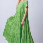 Rochie lunga verde deschis cu patru volane