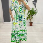 Rochie midi din bumbac, cu elastic in talie si imprimeu verde pe fond alb