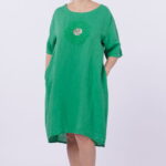 Rochie midi din in cu floare din paiete pe piept, verde