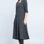 Rochie cambrata din lana, gri inchis