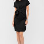 Rochie midi, neagra, din vascoza, petrecuta pe talie