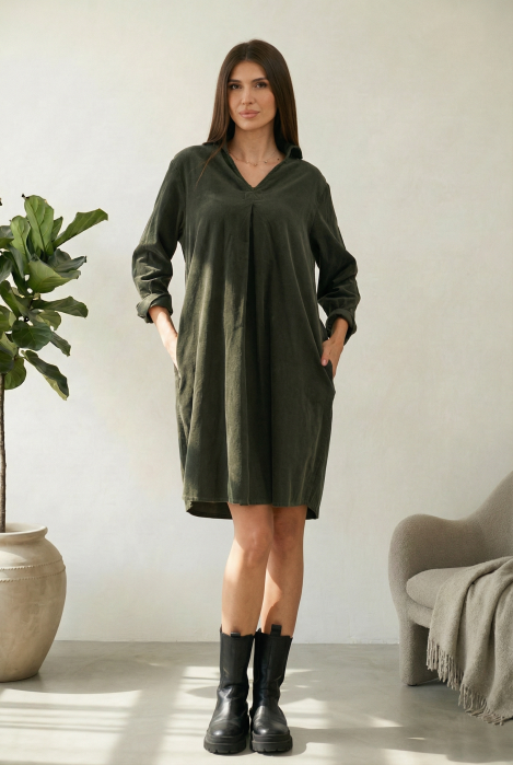 rochie-scurta-tip-camasa-din-catifea-reiata-verde-kaki-136293 Rochie scurta tip camasa din catifea reiata verde, kaki - imagine 1