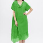Rochie verde deschis usor asimetrica A-line, din in cu guler si volan din matase, oversize