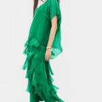 Rochie verde smarald din matase si vascoza cu  volane franjurate suprapuse