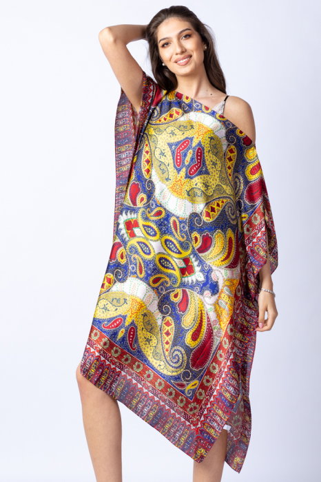 rochie-de-plaja-tip-poncho-din-matase-cu-imprimeu-arabesque-pe-fond-bordo-albastru-151126 Rochie de plaja tip poncho din matase cu imprimeu arabesque pe fond bordo - albastru - imagine 1