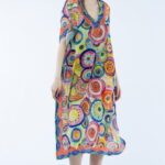 Rochie lunga de plaja tip poncho cu imprimeu mandale multicolore
