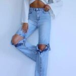 Blugi mom fit Amarillo, cu decupaje si capse la genunchi, Albastru baby blue