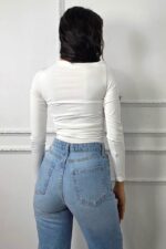 Bluza scurta de dama Dakota, cu maneca lunga si guler stilizat, ALB - imagine 2