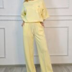 Compleu casual, doua piese Solenne, cu detaliu floral si cristale, Galben, Marime S/M/L