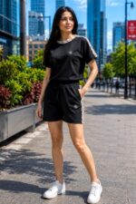 Compleu de dama imprimat Alessa, cu pantaloni scurti si tricou sport, Negru