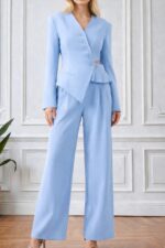 Costum Lareen cu linie moderna si sacou asimetric, decupat in talie, Baby Blue, Marime S/M - imagine 2