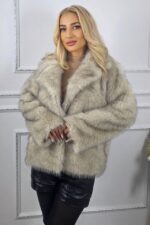 Haina eleganta dama Kasmina, din blana ecologica, croi scurt, Crem, Marime S/M
