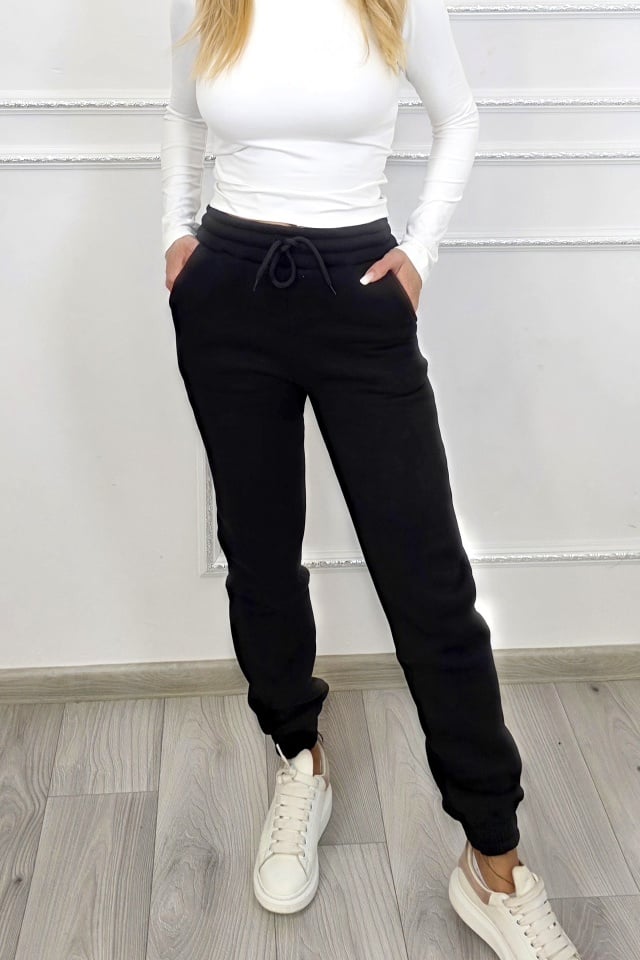 pantaloni-vatuiti-rylex-cu-snur-in-talie-si-banda-elastica-negru100952625 Pantaloni vatuiti RYLEX, cu snur in talie si banda elastica, Negru - imagine 1