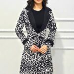 Pardesiu subtire de dama Viviane, inchidere cu nasturi si cordon asortat, Black Leopard
