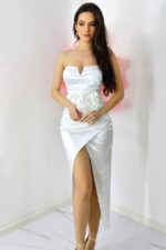 Rochie de ocazie LOTTE, cu aspect petrecut si detaliu floral cu pene, Alb, Marime S/M - imagine 2