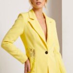 Sacou cambrat, de ocazie, Roselle, cu panou asimetric din dantela, Galben, Marime S/M