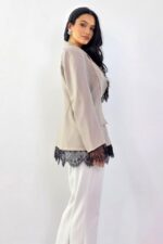 Sacou elegant Maelis, cu dantela si cusaturi de contur, Cappuccino, Marime S/M - imagine 2