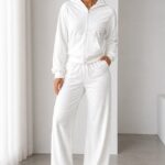 Trening dama ALESANDRA, cu fermoar si cristale decorative, ALB